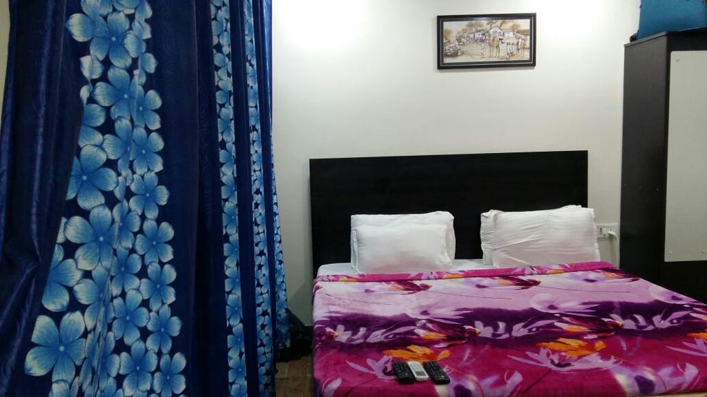 Asian Suites Tulsi Aura Нави Мумбаи Экстерьер фото